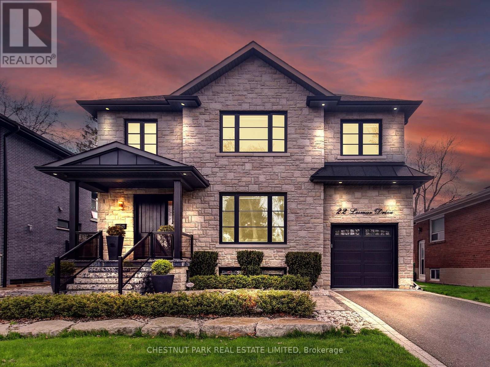 22 Lesmar Drive, Toronto, Ontario  M9B 2V1 - Photo 1 - W12204109