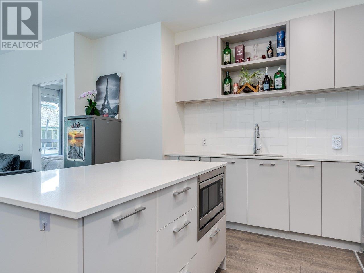 207 721 Anskar Court, Coquitlam, British Columbia  V3J 0L4 - Photo 3 - R3013221