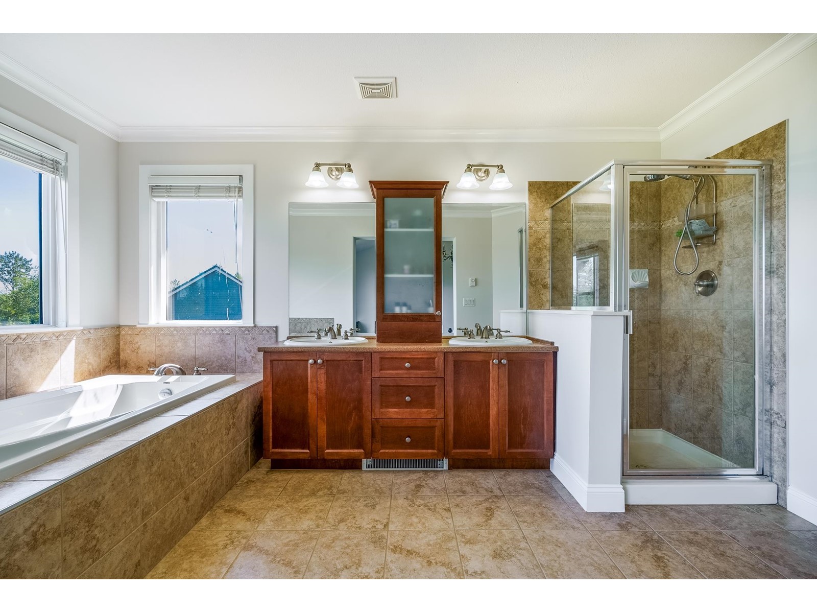 11397 154a Street, Surrey, British Columbia  V3R 2V7 - Photo 14 - R2986767