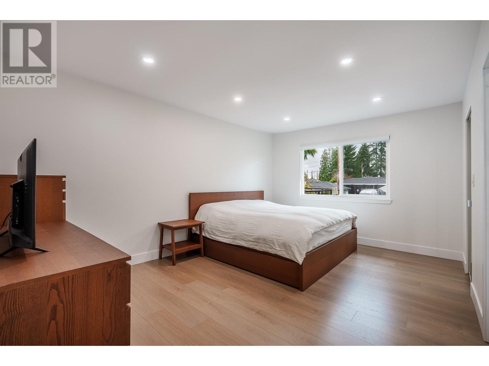 757 E 18th Street, North Vancouver, British Columbia  V7L 2Y7 - Photo 14 - R2981421