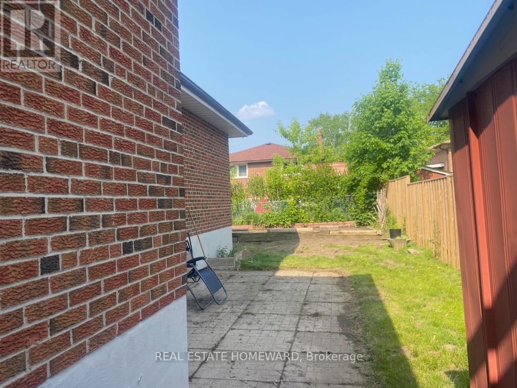 37 Mason Road, Toronto, Ontario  M1M 3P9 - Photo 17 - E12201264