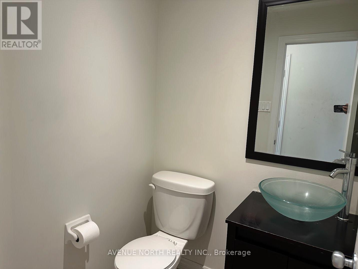 238 Tewsley Drive, Ottawa, Ontario  K1V 0Y6 - Photo 11 - X12132366