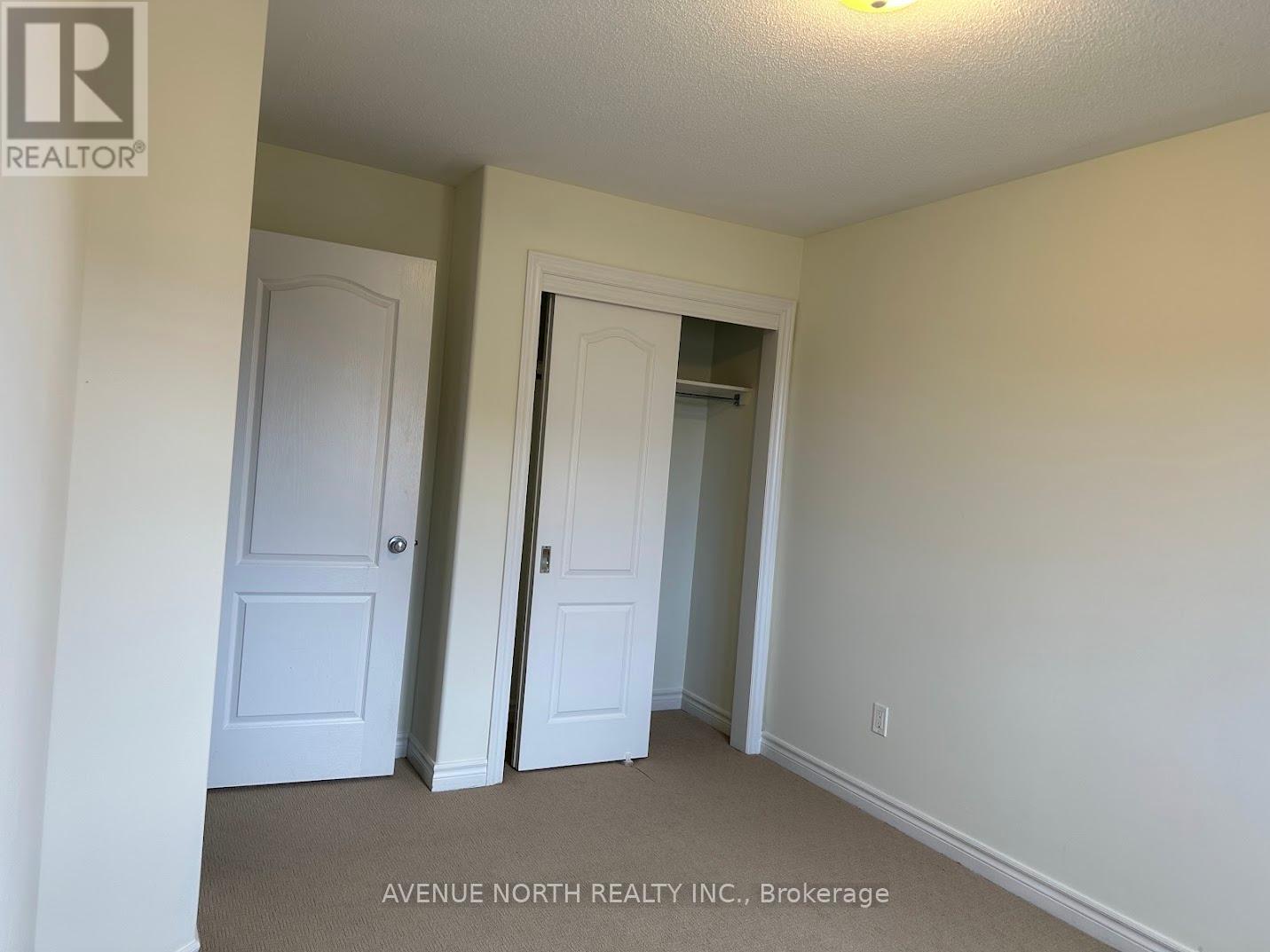238 Tewsley Drive, Ottawa, Ontario  K1V 0Y6 - Photo 15 - X12132366