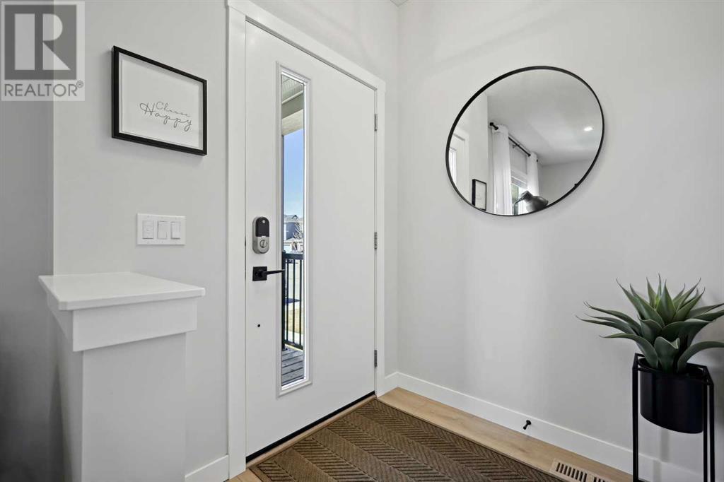228 Creekstone Square Sw, Calgary, Alberta  T2X 4P6 - Photo 8 - A2228641