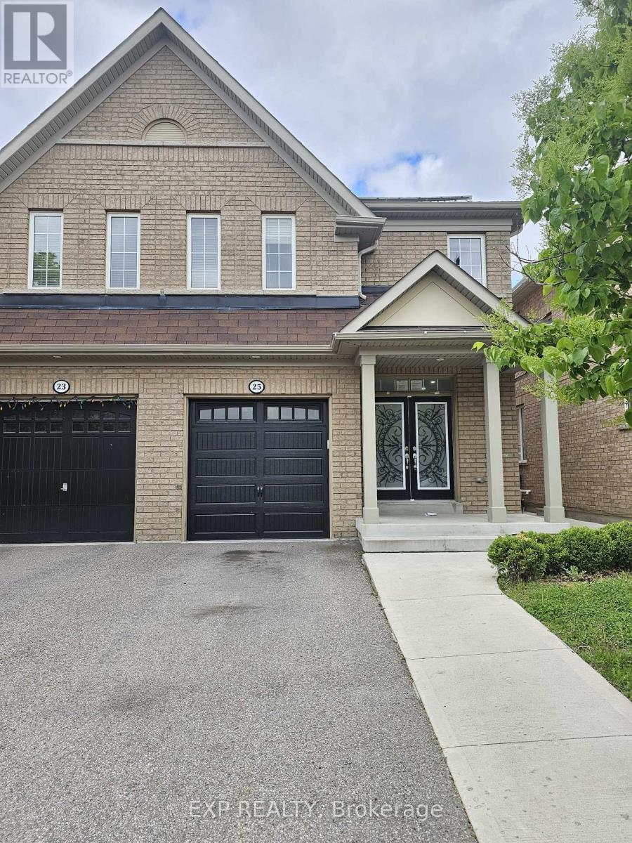 25 Pentonville Road, Brampton (Sandringham-Wellington), Ontario  L6R 3R9 - Photo 1 - W12207876