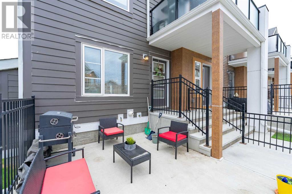 Property at 168 Livingstone Common NE image 3