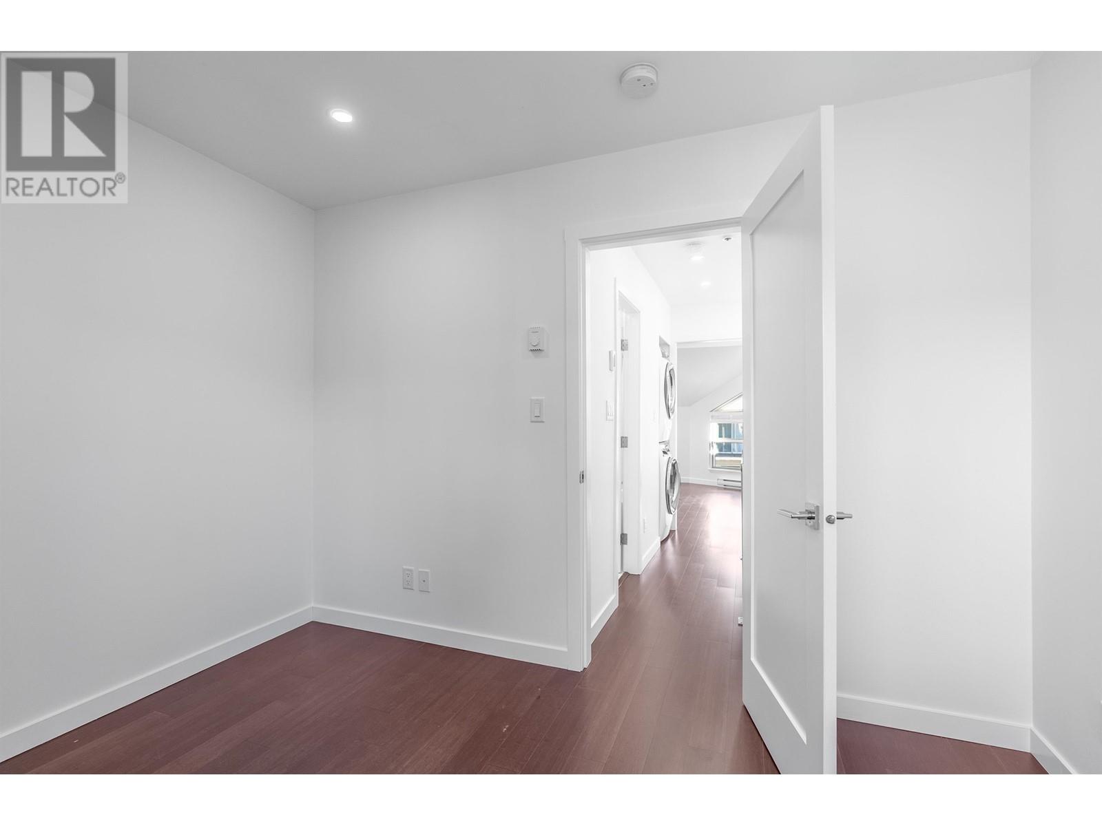 E 733 W 16th Avenue, Vancouver, British Columbia  V5Z 1S8 - Photo 18 - R3013428