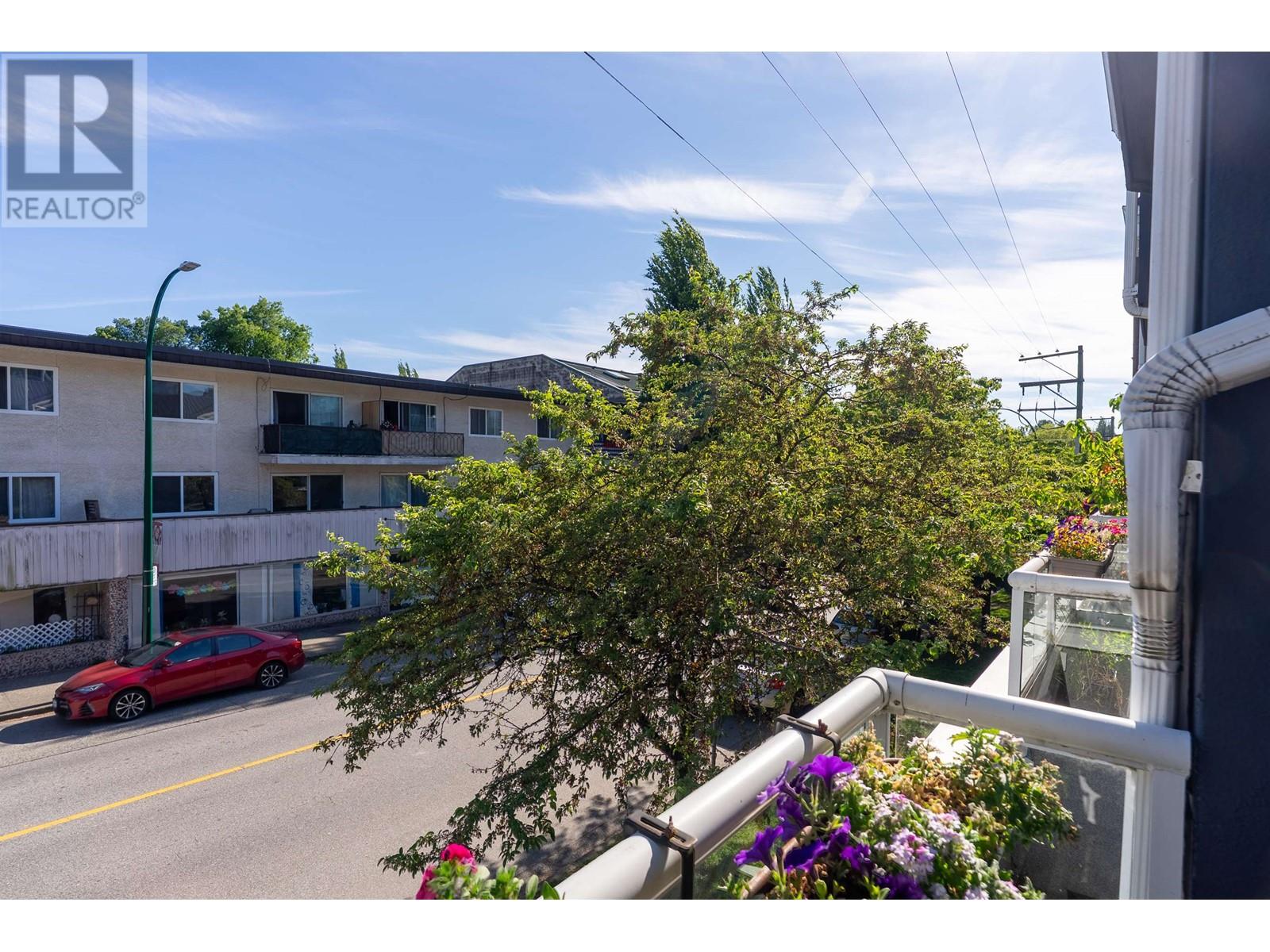 E 733 W 16th Avenue, Vancouver, British Columbia  V5Z 1S8 - Photo 25 - R3013428