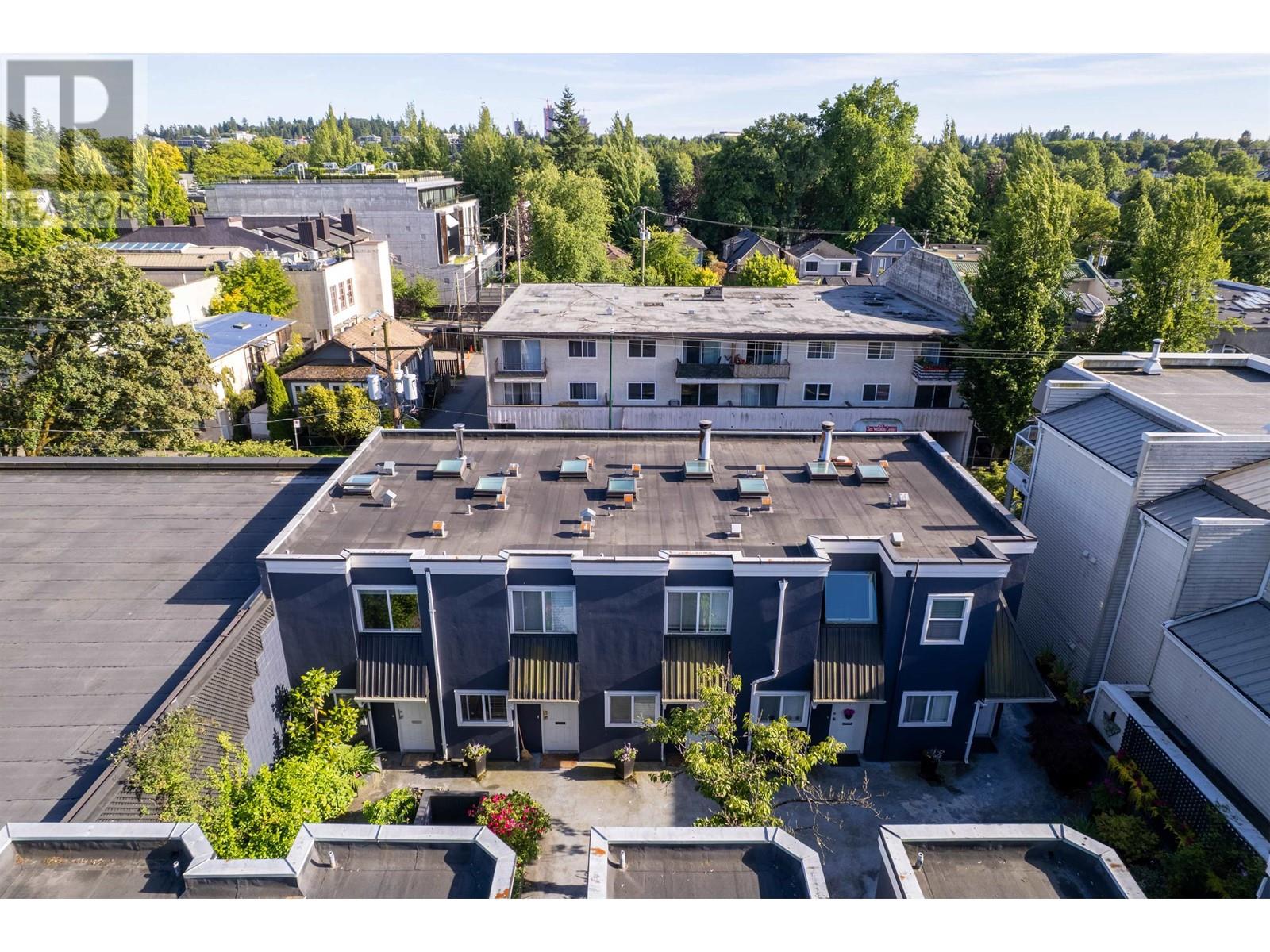 E 733 W 16th Avenue, Vancouver, British Columbia  V5Z 1S8 - Photo 31 - R3013428