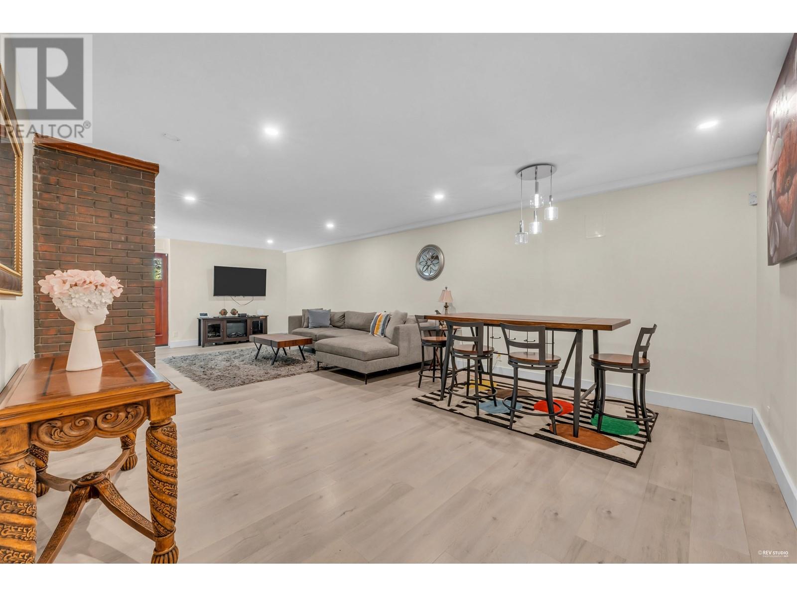 4875 Skyline Drive, North Vancouver, British Columbia  V7R 3J2 - Photo 14 - R3013435