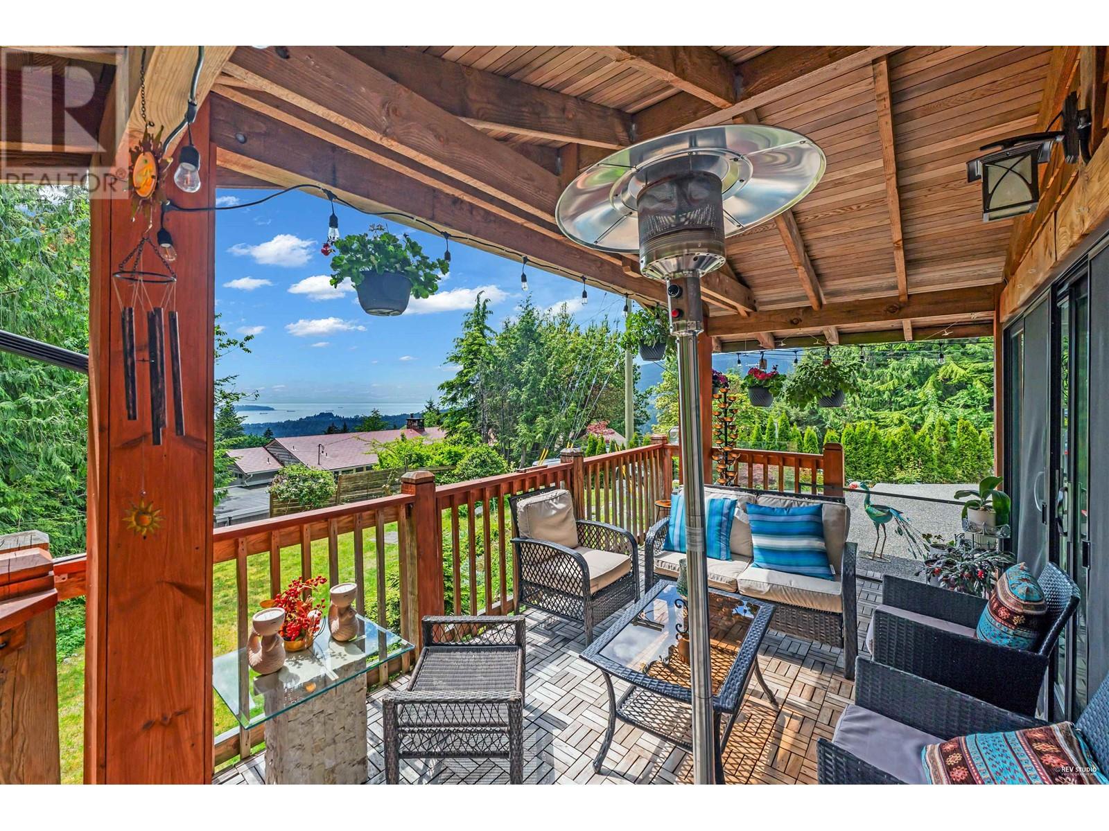 4875 Skyline Drive, North Vancouver, British Columbia  V7R 3J2 - Photo 25 - R3013435