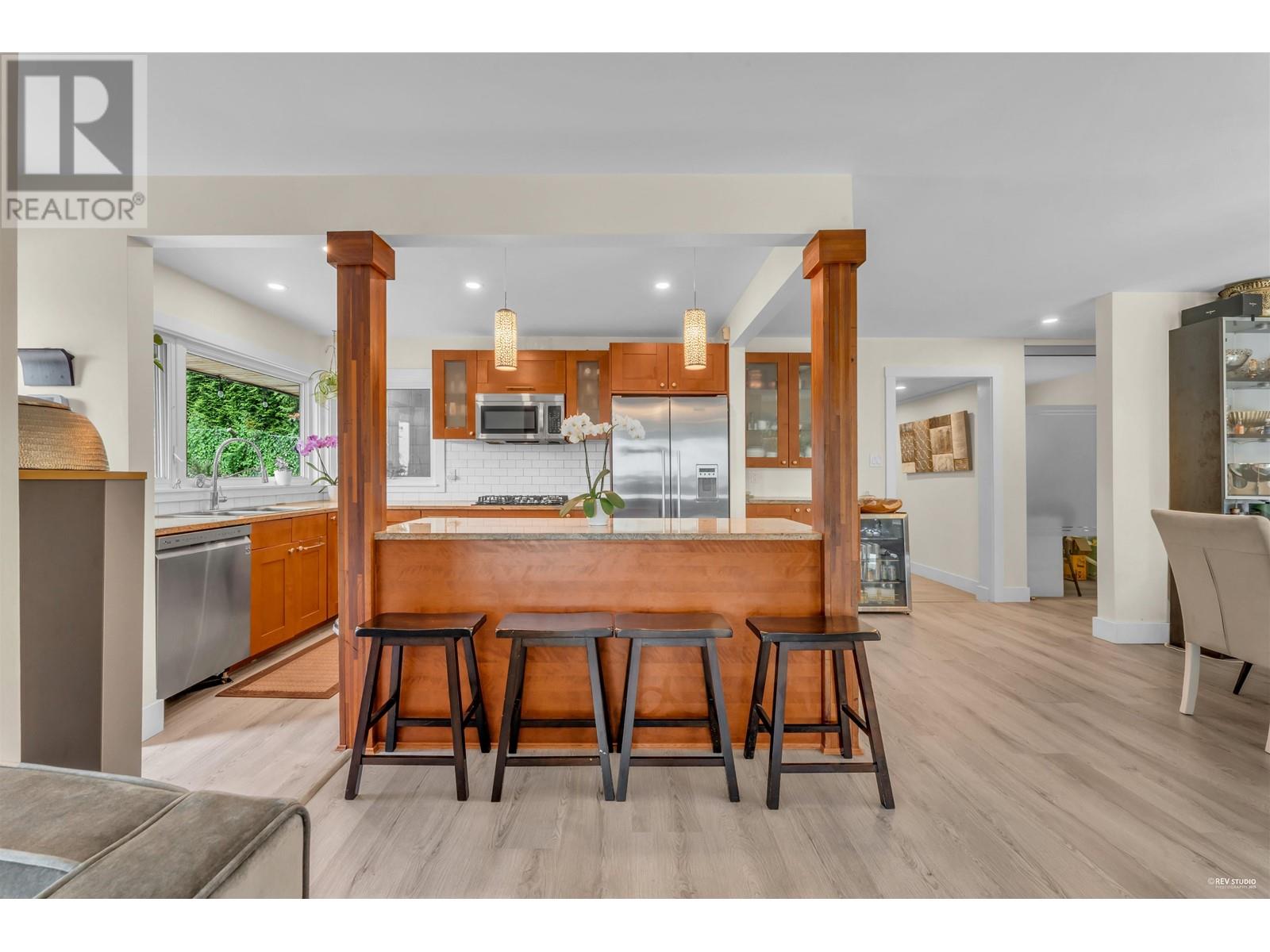4875 Skyline Drive, North Vancouver, British Columbia  V7R 3J2 - Photo 34 - R3013435