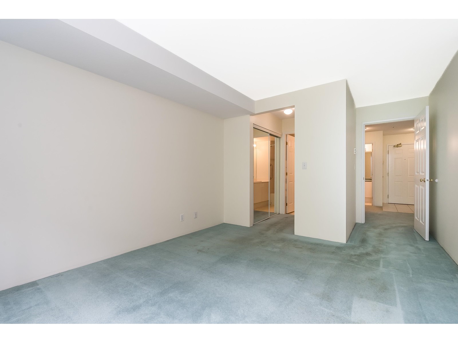 B204 9866 Whalley Boulevard, Surrey, British Columbia  V3T 5S8 - Photo 29 - R3013170