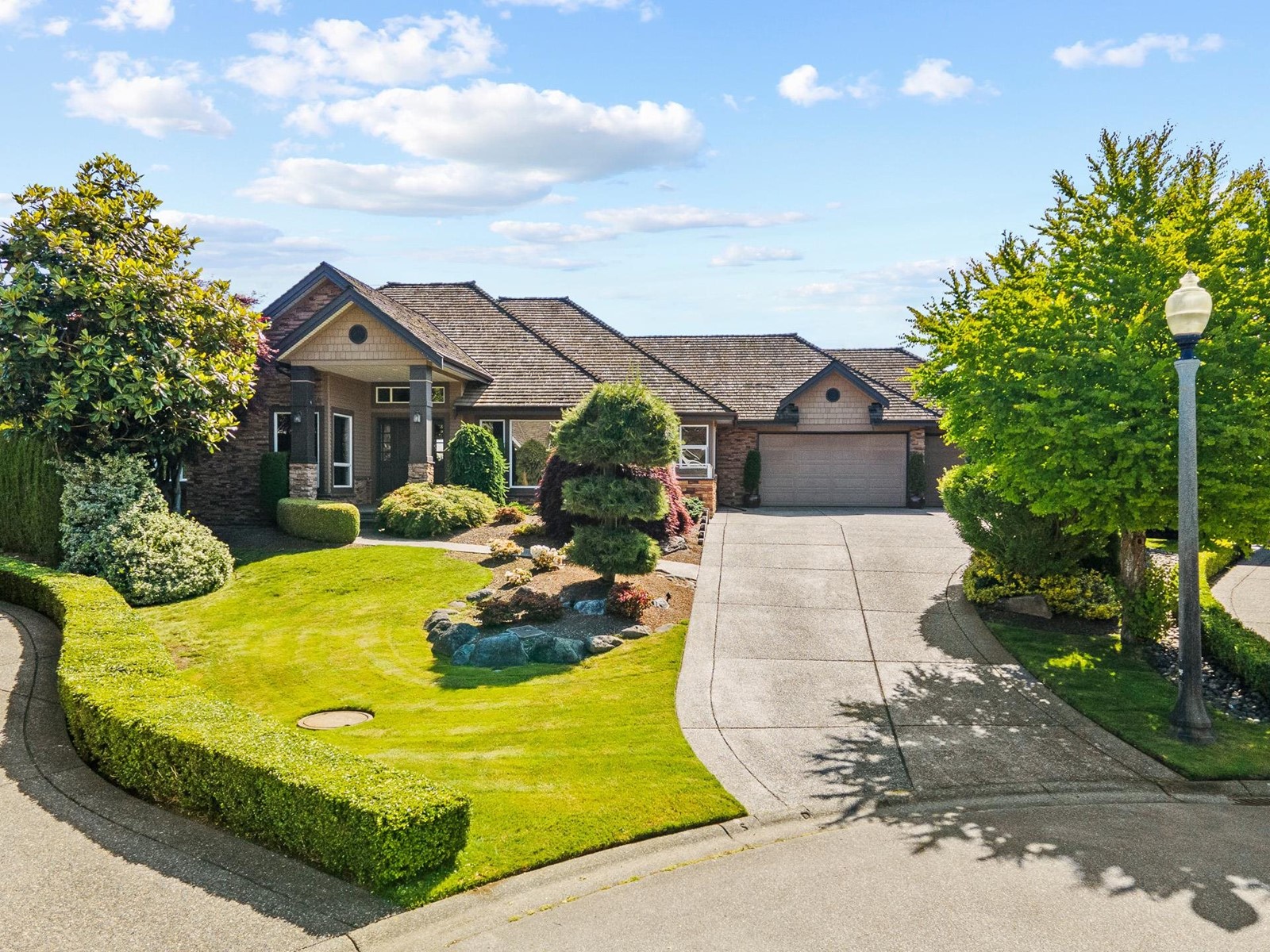 15995 36A AVENUE, Surrey, British Columbia