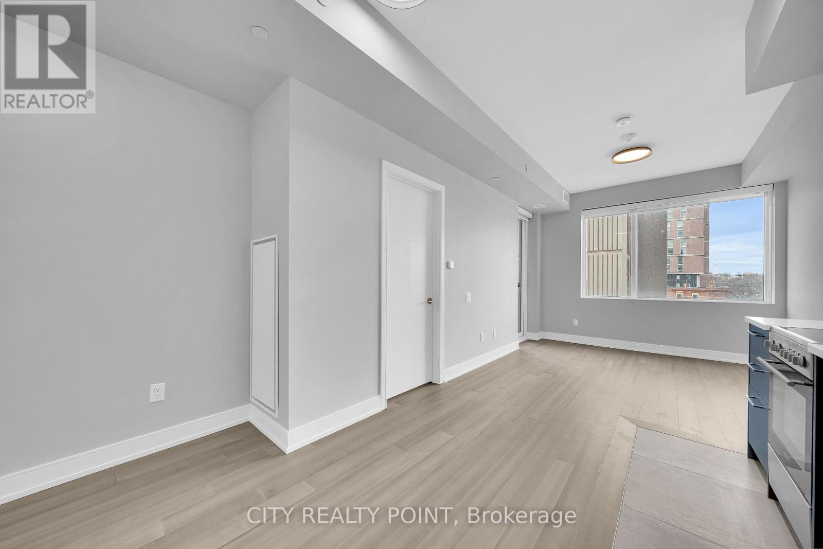 214 - 664 Spadina Avenue, Toronto, Ontario  M5S 2H7 - Photo 7 - C12208530