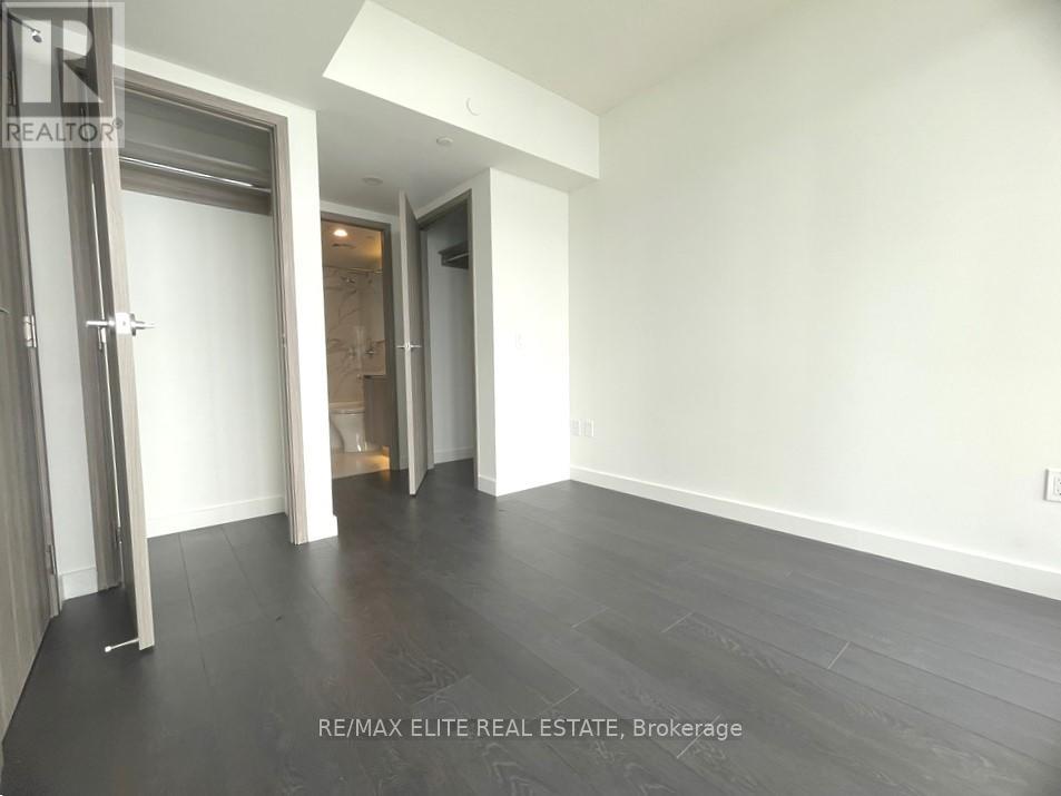 4509 - 1 Concord Cityplace Way, Toronto, Ontario  M5V 0X3 - Photo 9 - C12208563