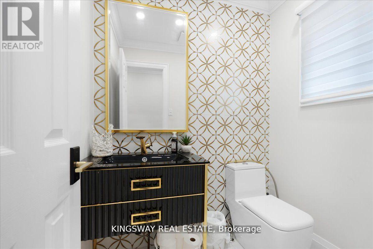 265 Wycliffe Avenue, Vaughan, Ontario  L4L 3N7 - Photo 11 - N12208523