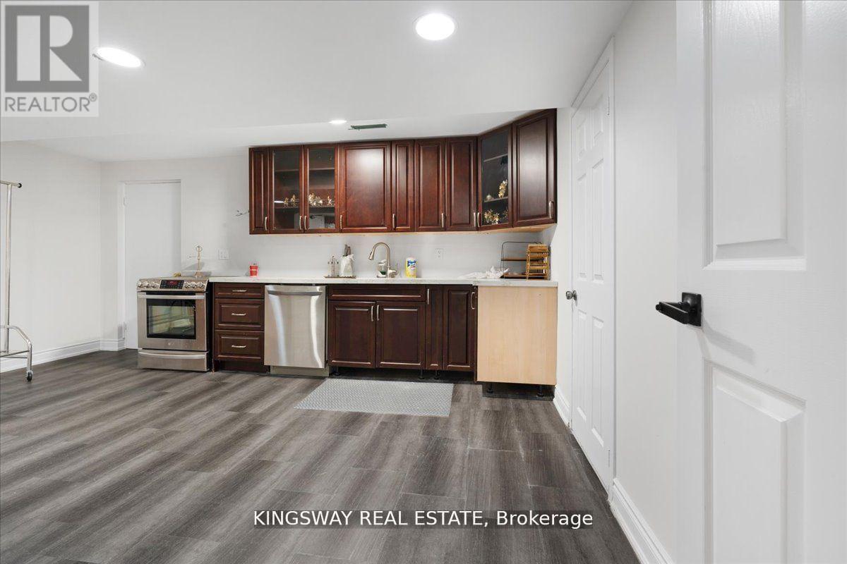 265 Wycliffe Avenue, Vaughan, Ontario  L4L 3N7 - Photo 28 - N12208523
