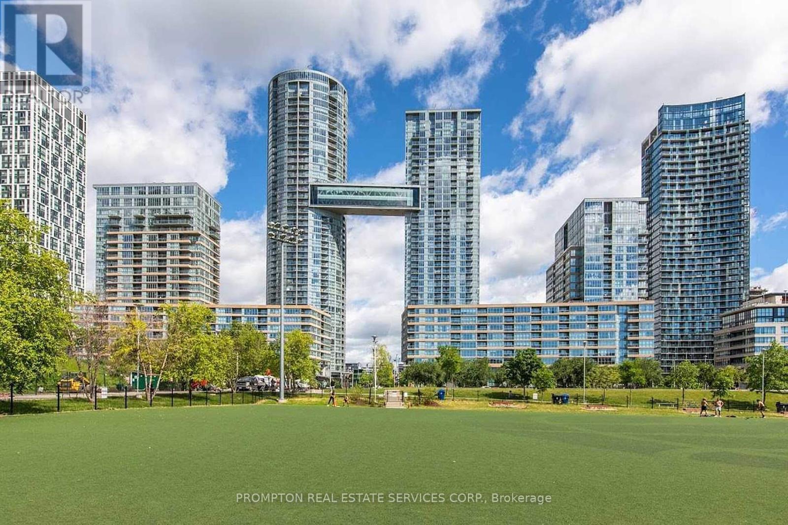 625 - 21 Iceboat Terrace, Toronto, Ontario  M5V 4A9 - Photo 1 - C12189029