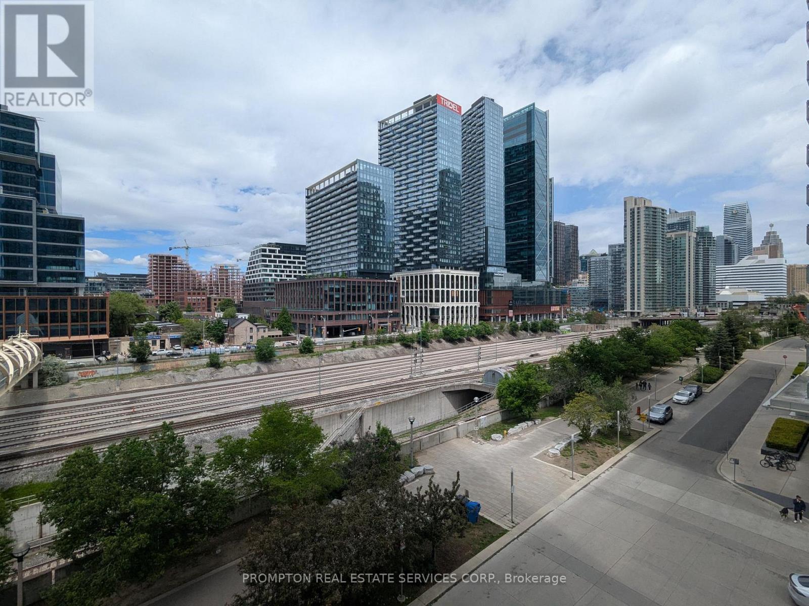 625 - 21 Iceboat Terrace, Toronto, Ontario  M5V 4A9 - Photo 13 - C12189029