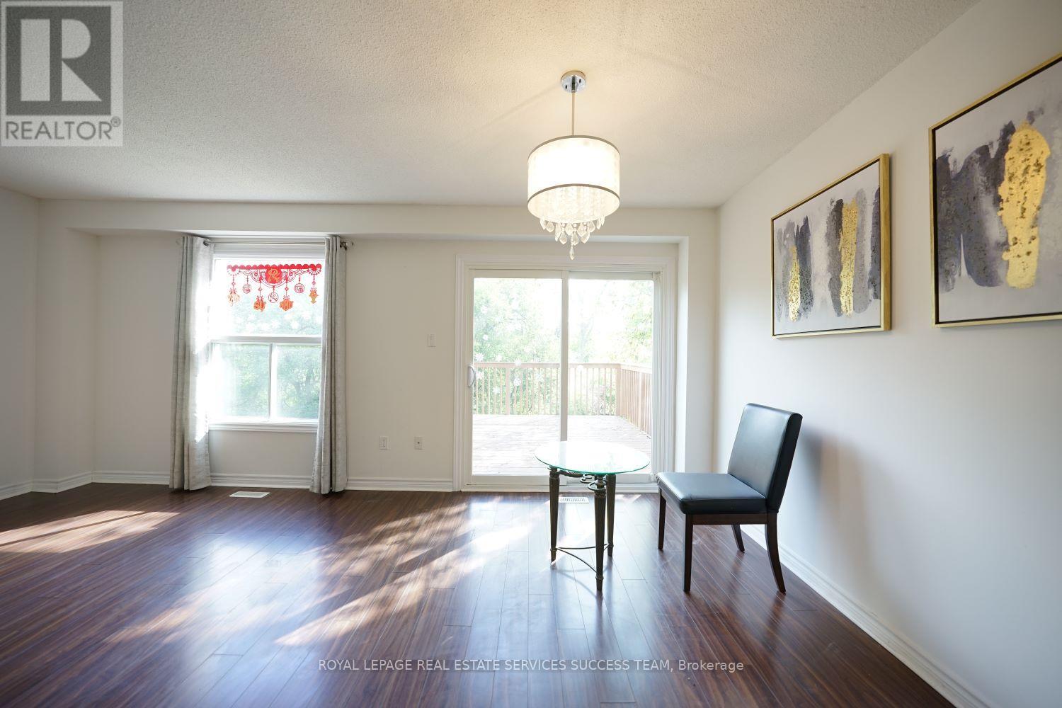 1110 Edgehill Place, Oakville, Ontario  L6M 2E6 - Photo 17 - W12208525