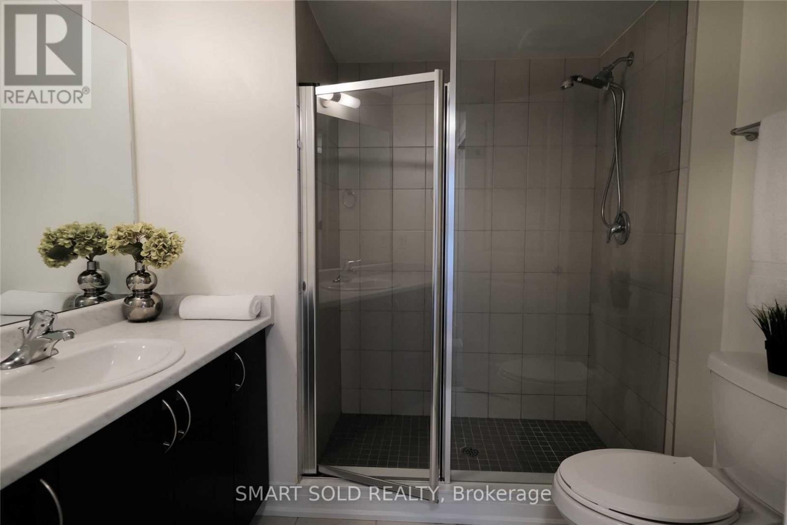 4 - 1155 Stroud Lane, Mississauga, Ontario  L5J 0B3 - Photo 15 - W12208531
