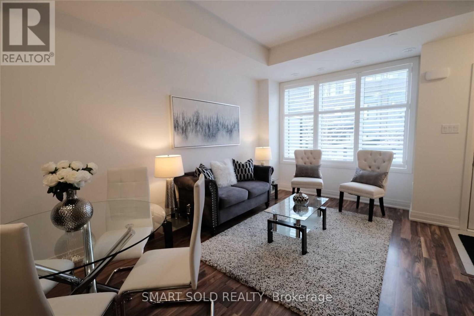 4 - 1155 Stroud Lane, Mississauga, Ontario  L5J 0B3 - Photo 5 - W12208531