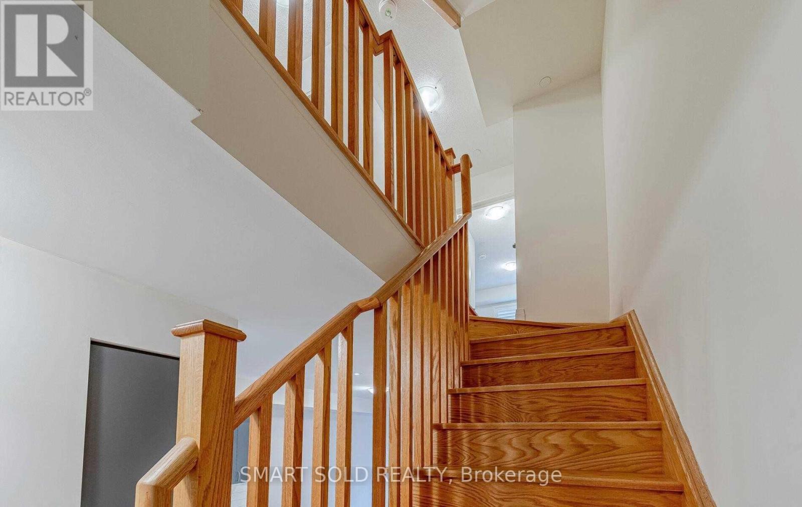 4 - 1155 Stroud Lane, Mississauga, Ontario  L5J 0B3 - Photo 6 - W12208531