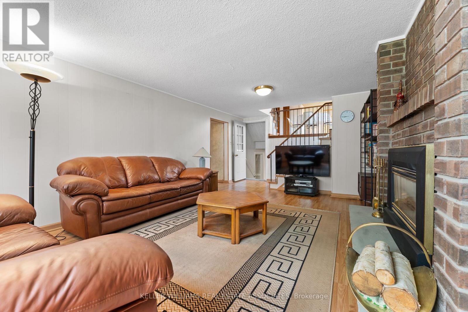 2437 Chilsworthy Avenue, Mississauga (Cooksville), Ontario  L5B 2R4 - Photo 10 - W12208537