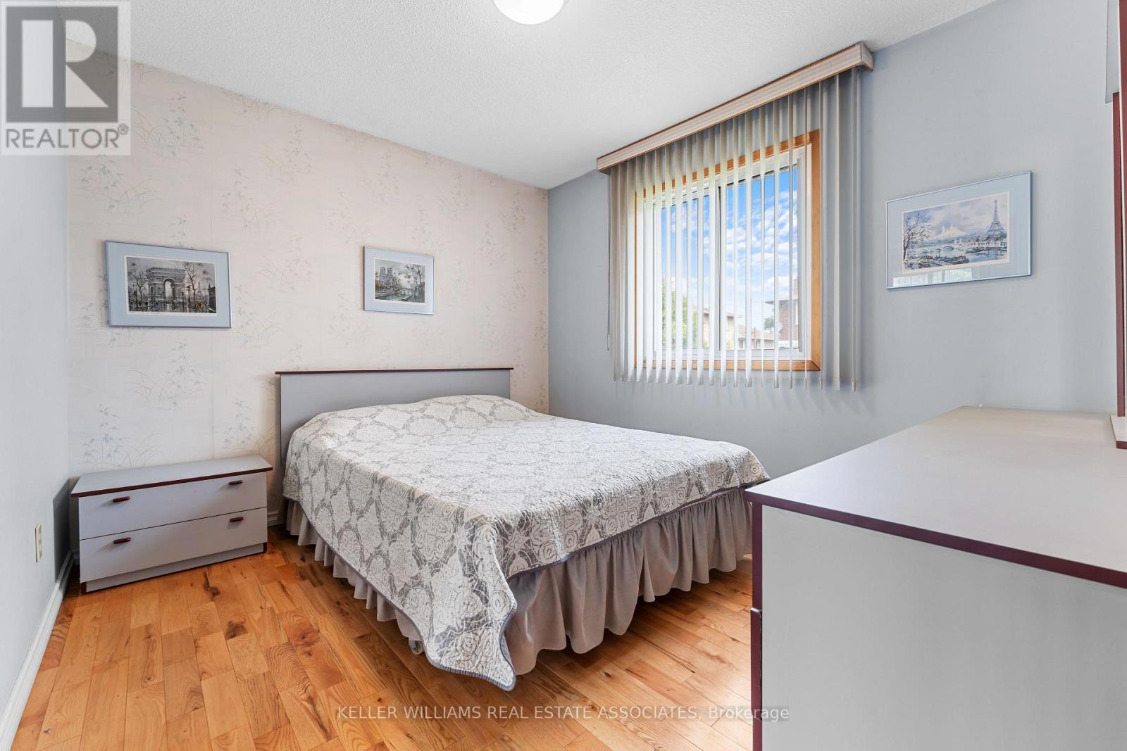 2437 Chilsworthy Avenue, Mississauga (Cooksville), Ontario  L5B 2R4 - Photo 17 - W12208537