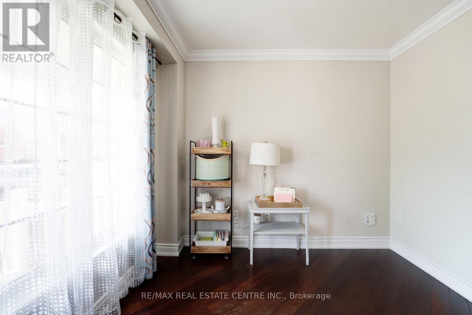 26 Ferncastle Crescent, Brampton (Fletcher's Meadow), Ontario  L7A 3P2 - Photo 17 - W12208554