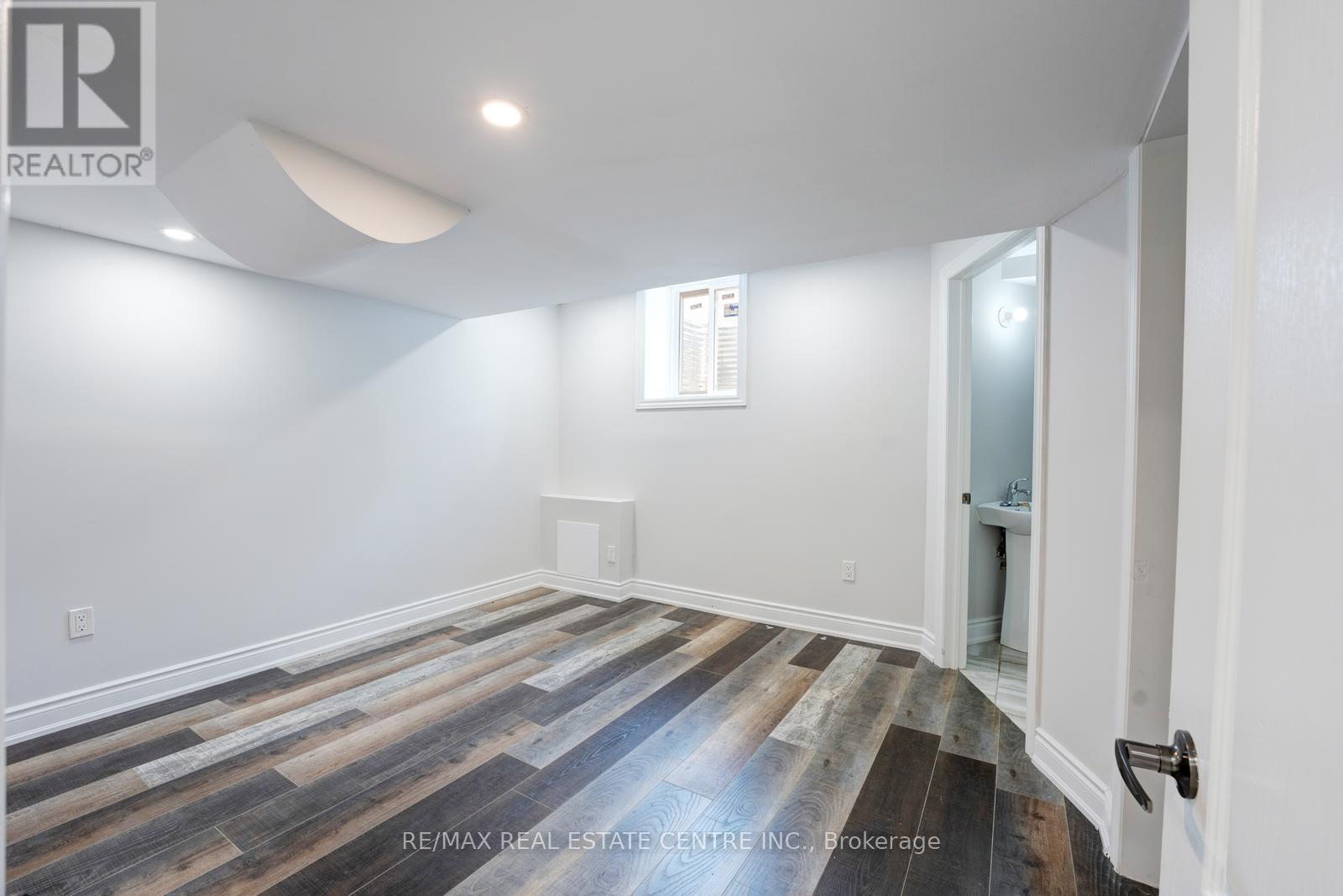 26 Ferncastle Crescent, Brampton (Fletcher's Meadow), Ontario  L7A 3P2 - Photo 40 - W12208554