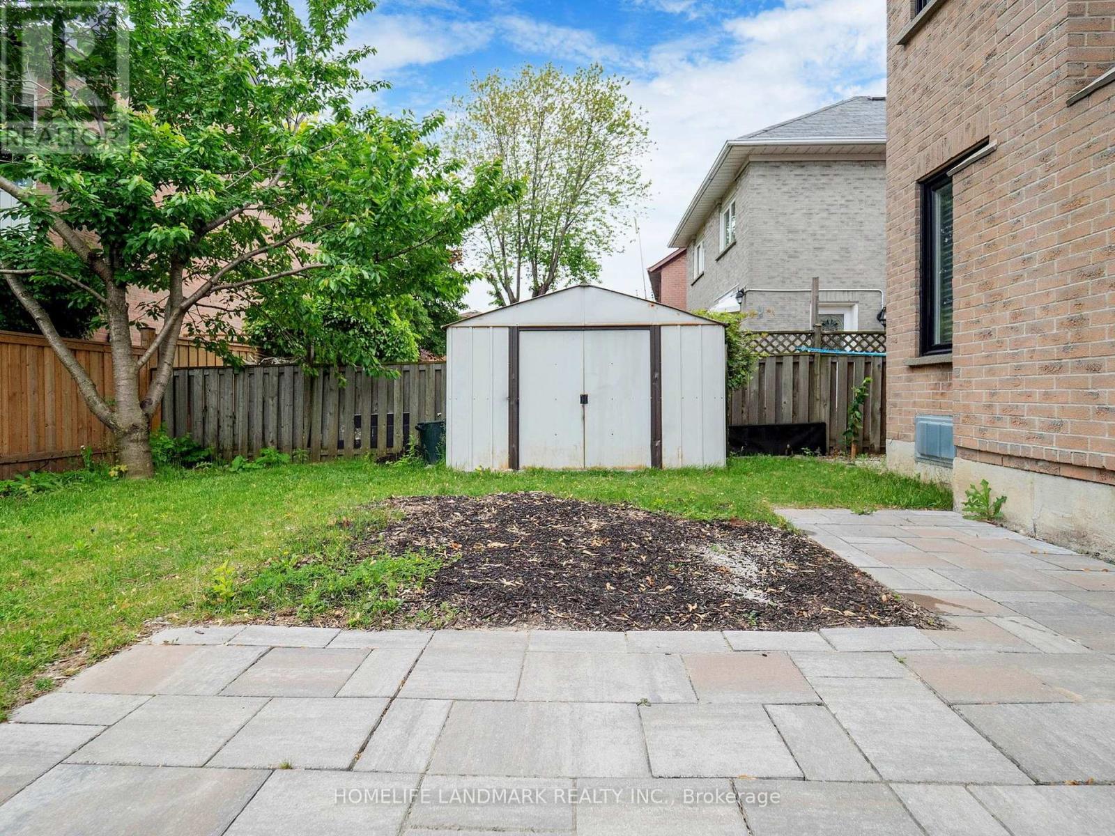 168 Kingsbridge Garden Circle, Mississauga (Hurontario), Ontario  L5R 1T5 - Photo 44 - W12208558