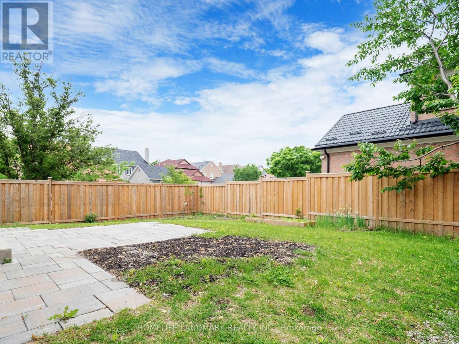168 Kingsbridge Garden Circle, Mississauga (Hurontario), Ontario  L5R 1T5 - Photo 47 - W12208558