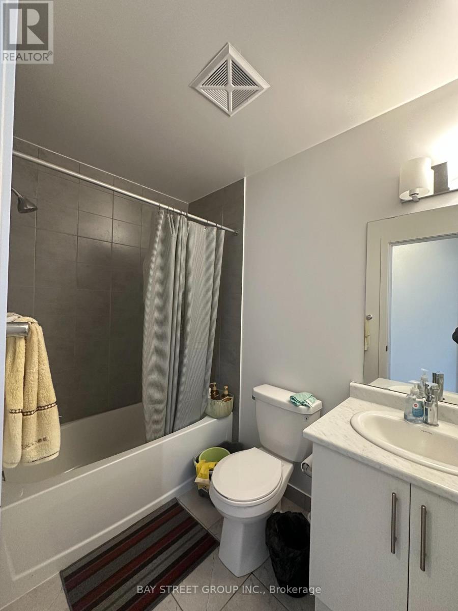 3 - 3483 Widdicombe Way, Mississauga, Ontario  L5L 2M5 - Photo 10 - W12208564