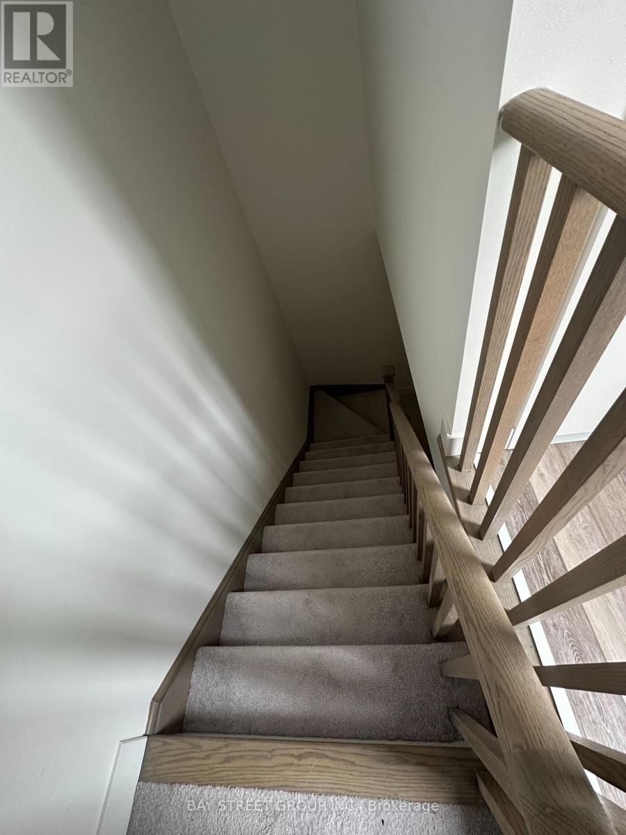 3 - 3483 Widdicombe Way, Mississauga, Ontario  L5L 2M5 - Photo 15 - W12208564