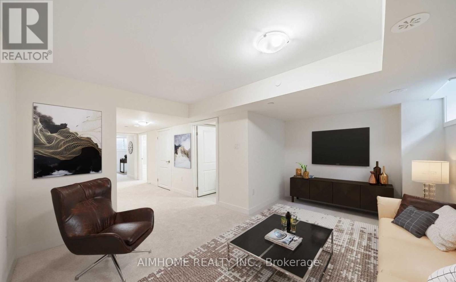 31 Frederick Tisdale Drive, Toronto (Downsview-Roding-Cfb), Ontario  M3K 0C4 - Photo 14 - W12208567