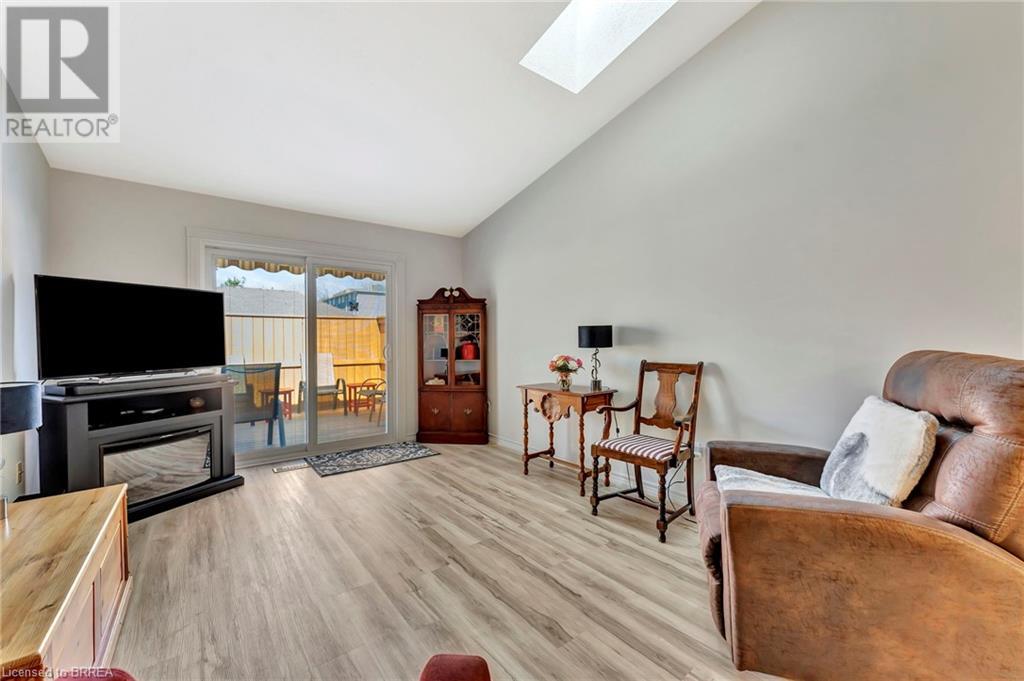 70 Harris Avenue Unit# C, Brantford, Ontario  N3R 2E9 - Photo 5 - 40713371