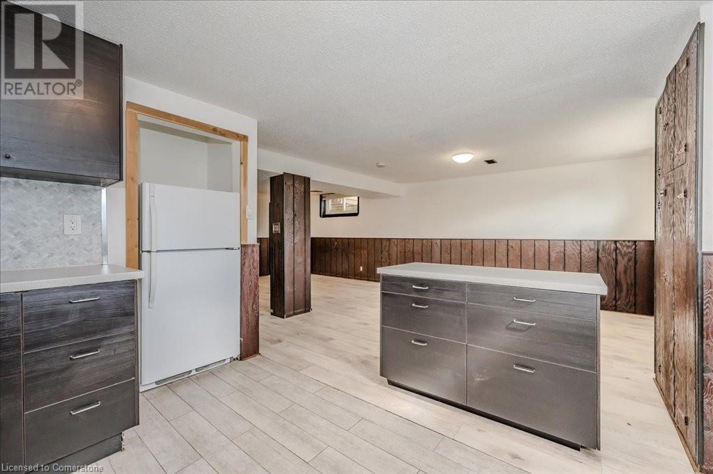 2238 Truscott Drive, Mississauga, Ontario  L5J 2A8 - Photo 22 - 40710572