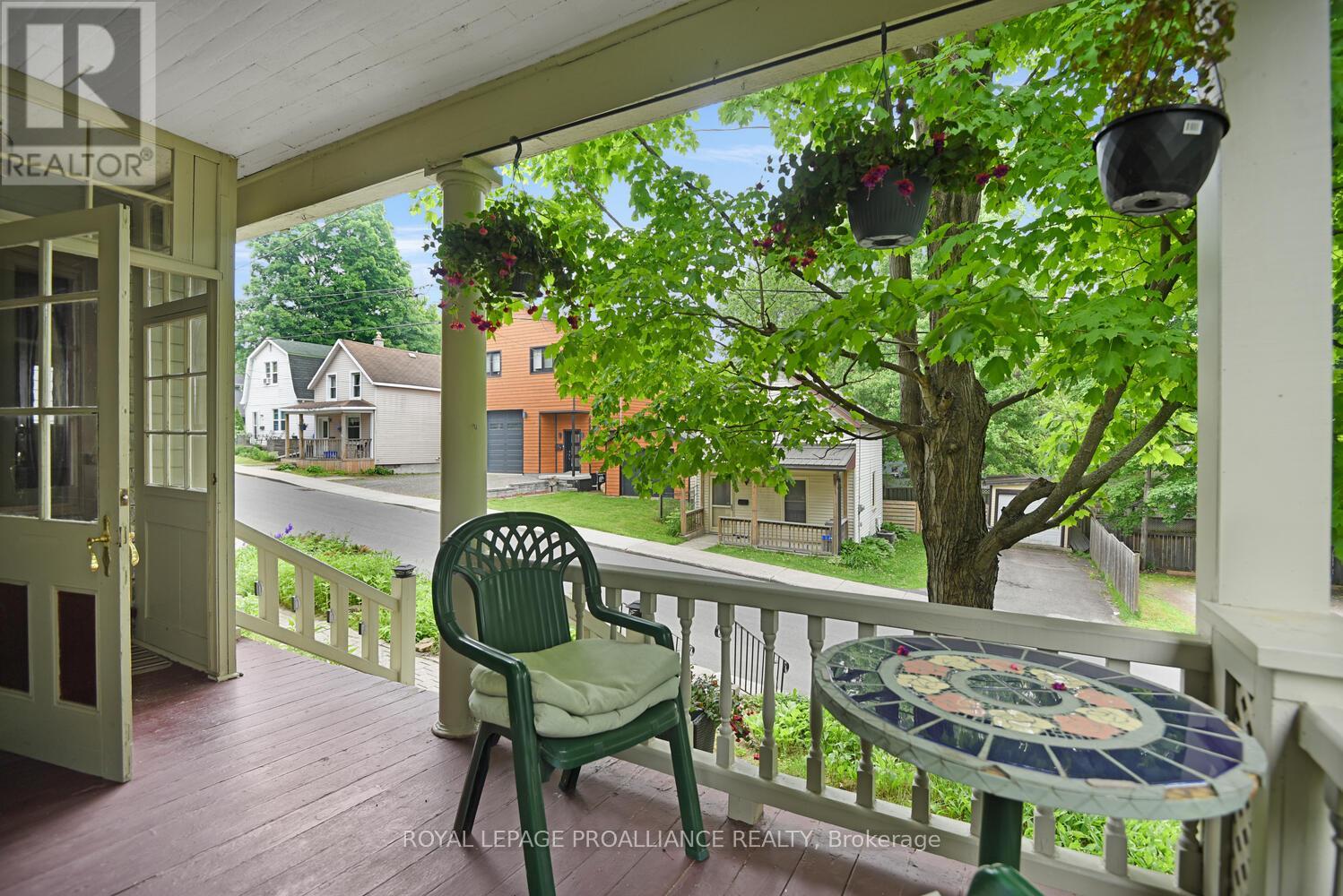 77 Ormond Street, Brockville, Ontario  K6V 2K7 - Photo 13 - X12208575