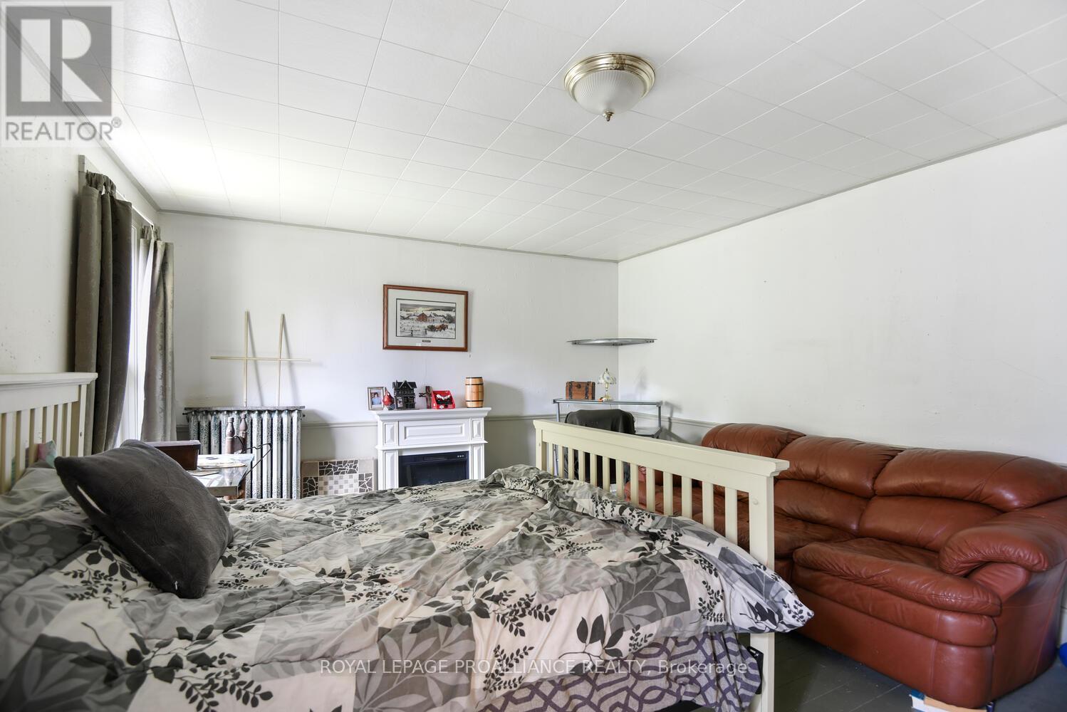 77 Ormond Street, Brockville, Ontario  K6V 2K7 - Photo 28 - X12208575