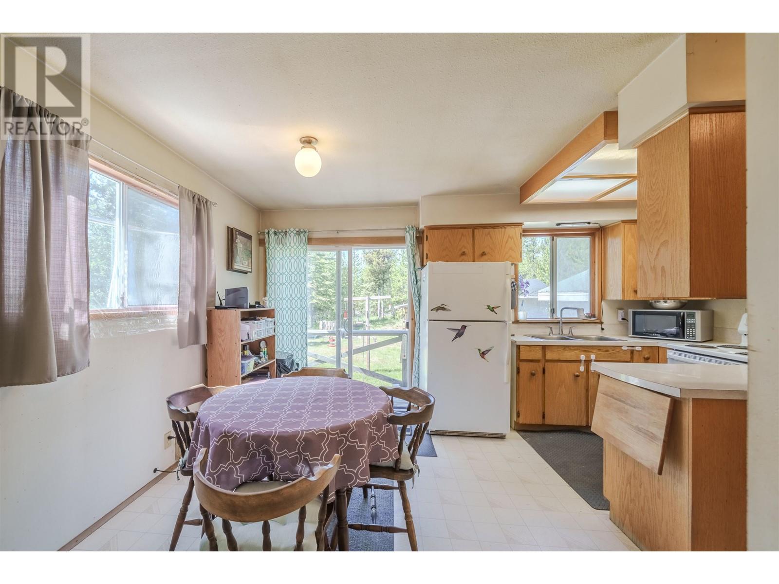 6961 Fawn Creek Road, Horse Lake, British Columbia  V0K 1X1 - Photo 8 - R3011870