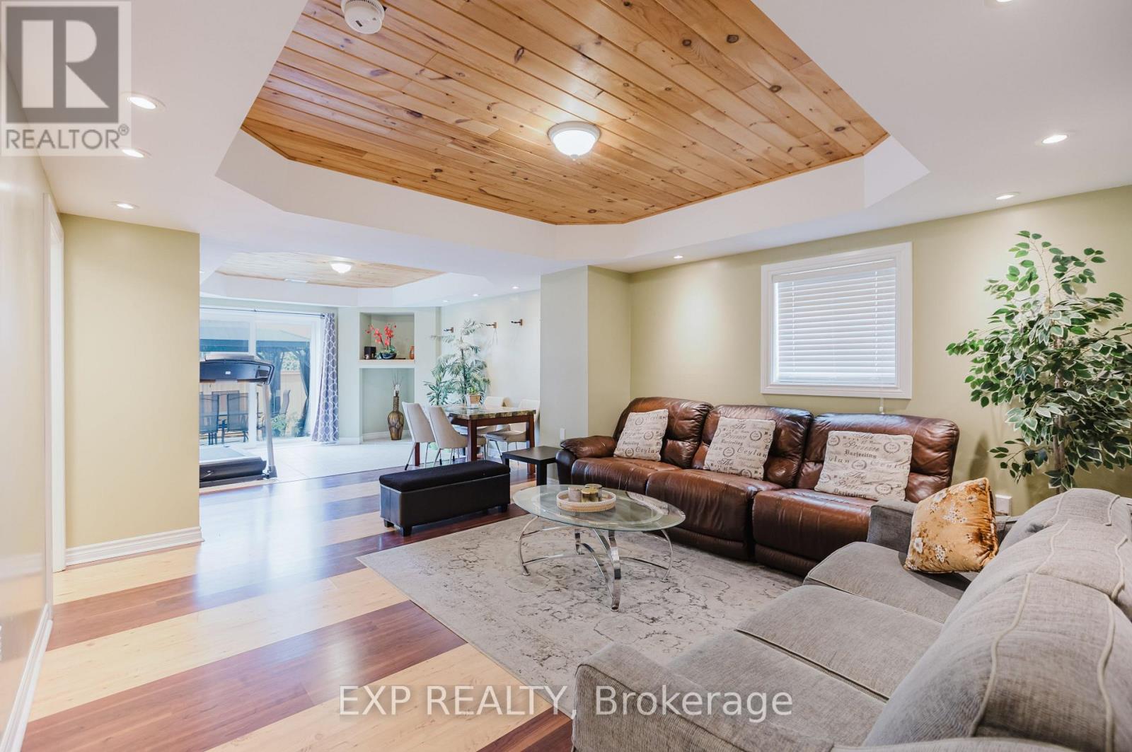 29 Castle Glen Crescent, Ottawa, Ontario  K2L 4G9 - Photo 25 - X12208573