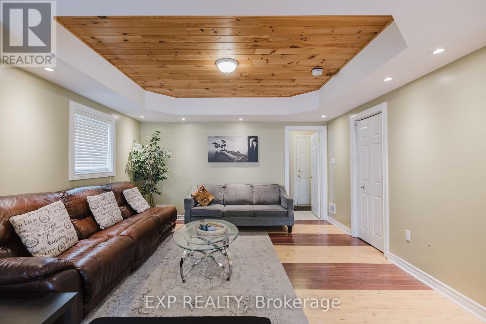 29 Castle Glen Crescent, Ottawa, Ontario  K2L 4G9 - Photo 27 - X12208573