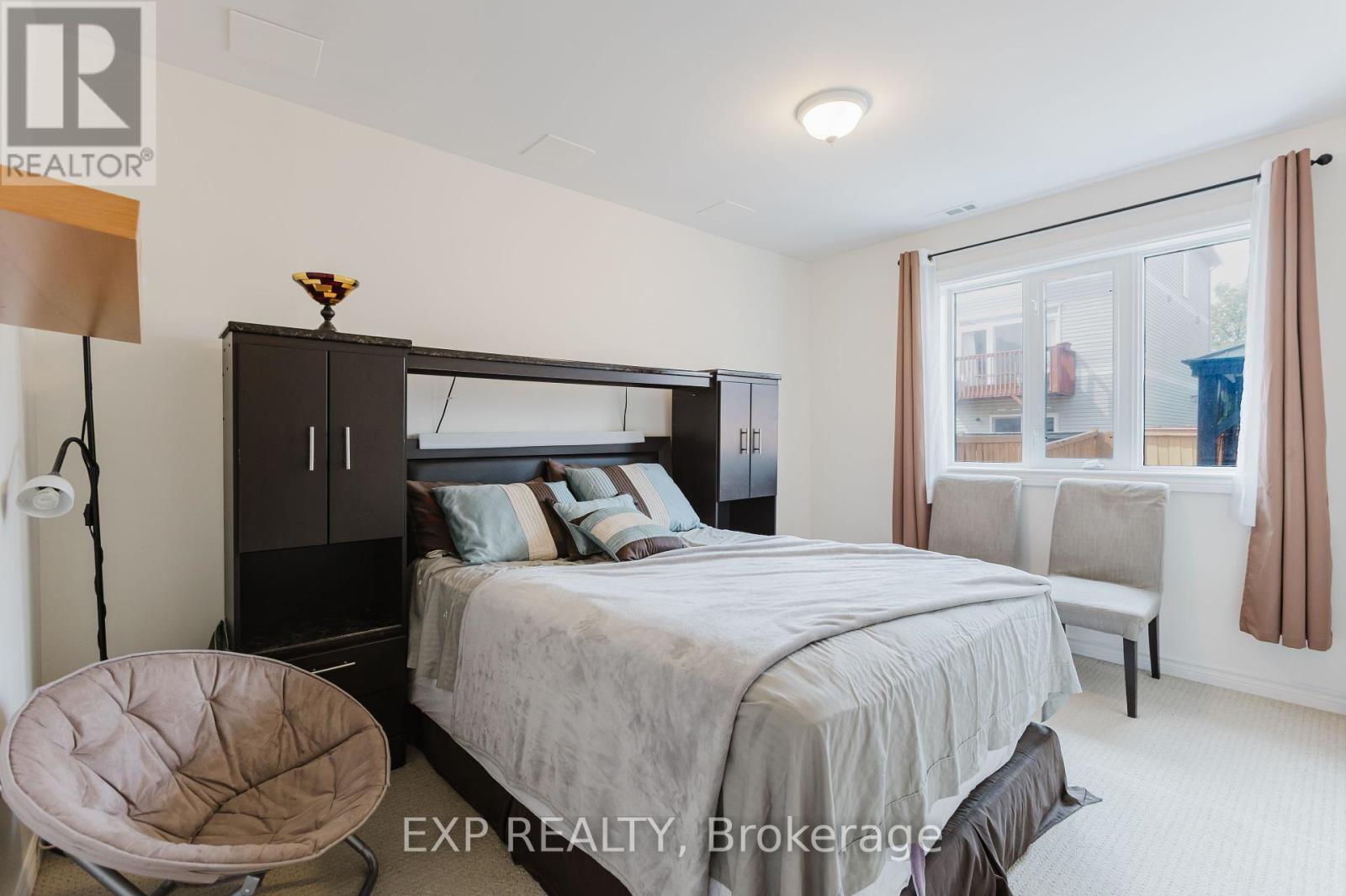 29 Castle Glen Crescent, Ottawa, Ontario  K2L 4G9 - Photo 31 - X12208573
