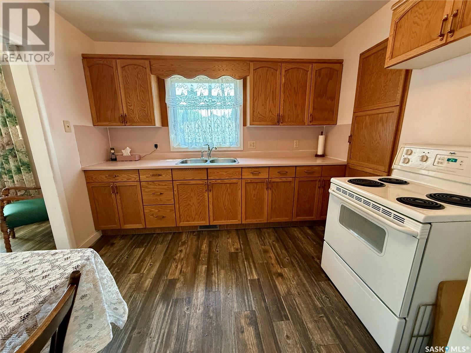 1601 104th Street, North Battleford, Saskatchewan  S9A 1P6 - Photo 12 - SK008945