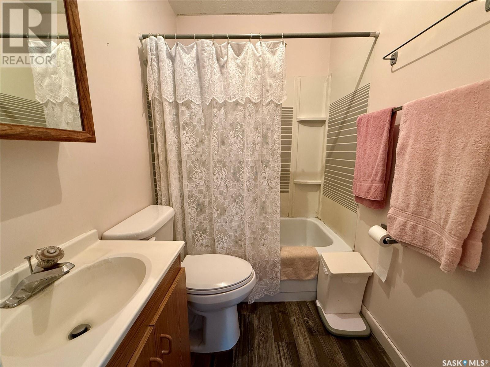 1601 104th Street, North Battleford, Saskatchewan  S9A 1P6 - Photo 8 - SK008945