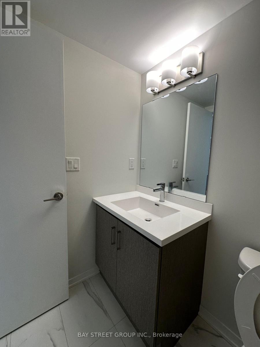 Th166 - 151 Honey Crisp Crescent, Vaughan, Ontario  L4K 5Z8 - Photo 11 - N12208588