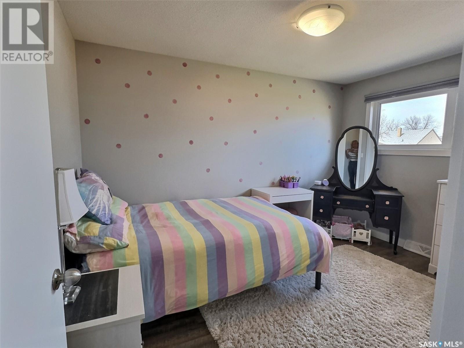 1017 2nd Street, Estevan, Saskatchewan  S4A 0L6 - Photo 28 - SK004554