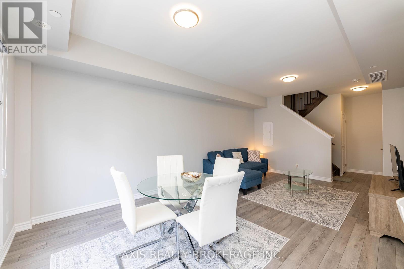 324 - 349 Wheat Boom Drive, Oakville, Ontario  L6H 7X5 - Photo 9 - W12208584